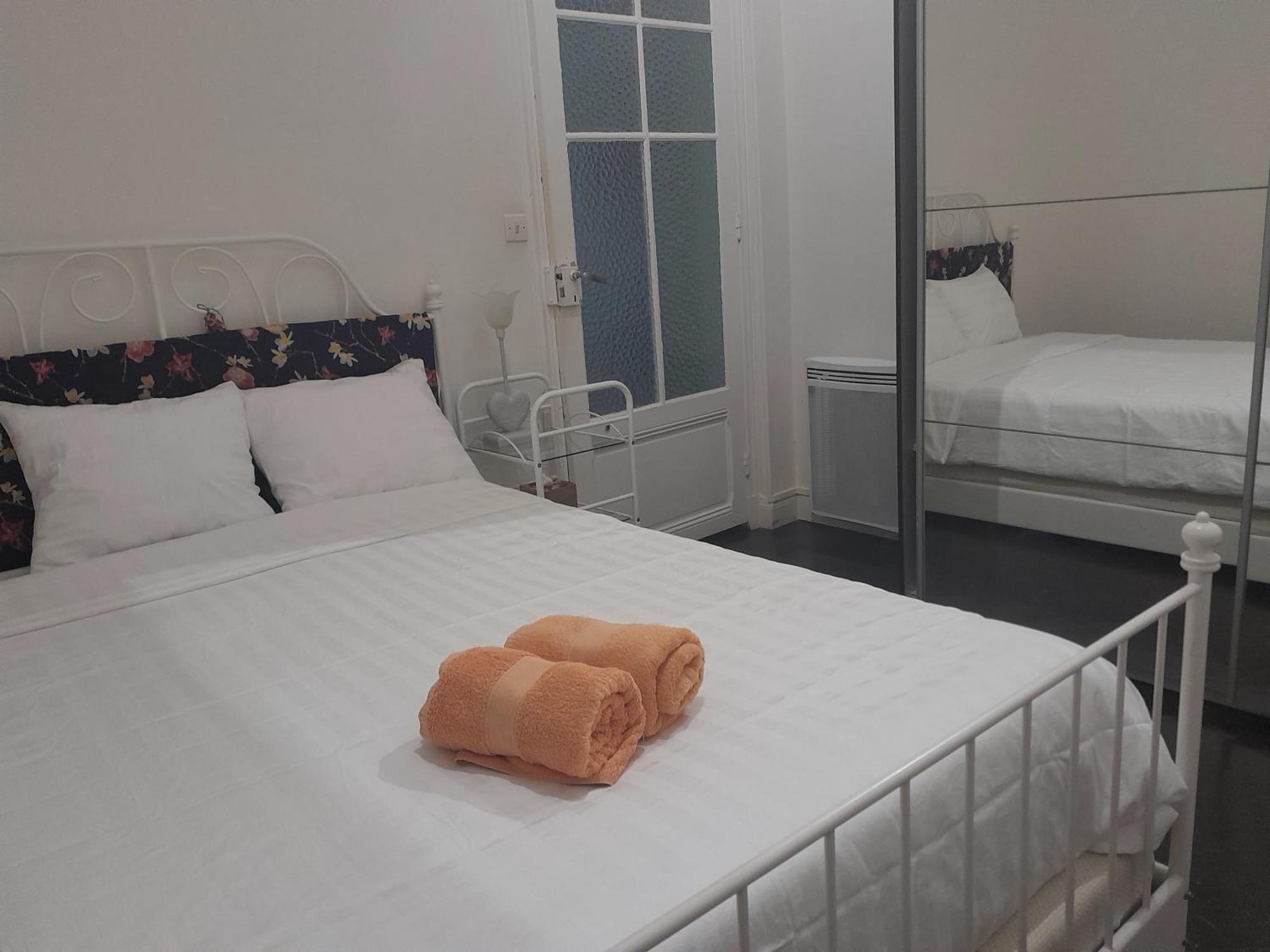 Les Palmiers Niceairport, Beach200m, 2bedrooms, Wifi Optic Apartment